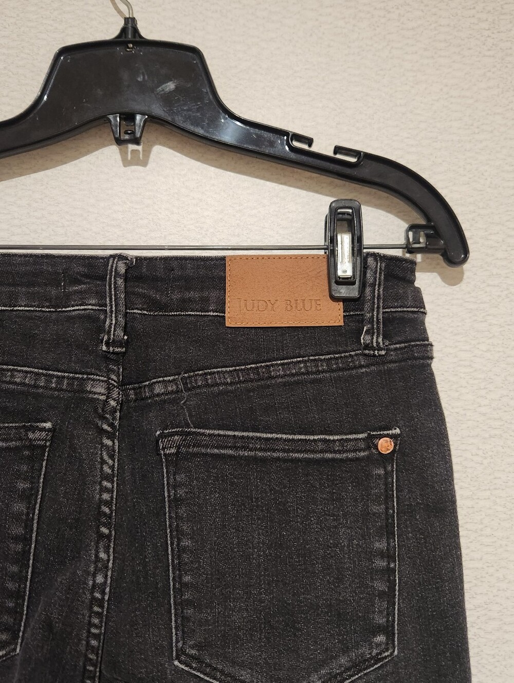 Judy Blue Kenner High Rise Straight Leg Black Jeans 9/29 - Picture 4 of 10